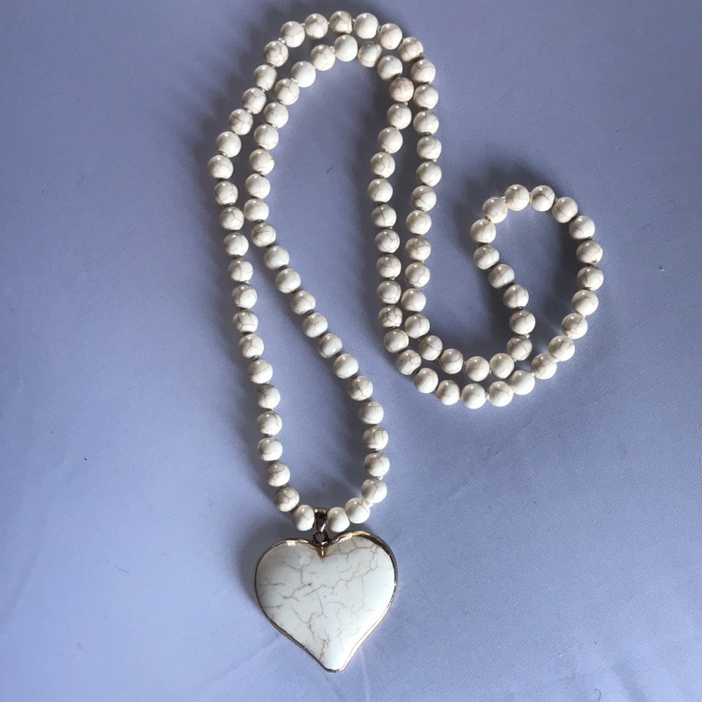 New! Ivory Heart Pendant Beaded Necklace - Picture 3 of 6
